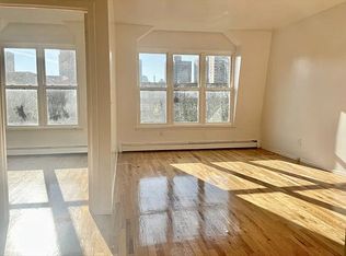 233 E 110th St APT 3, New York, NY