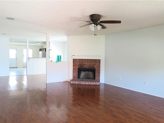 2nd image of 5517 Ventura St