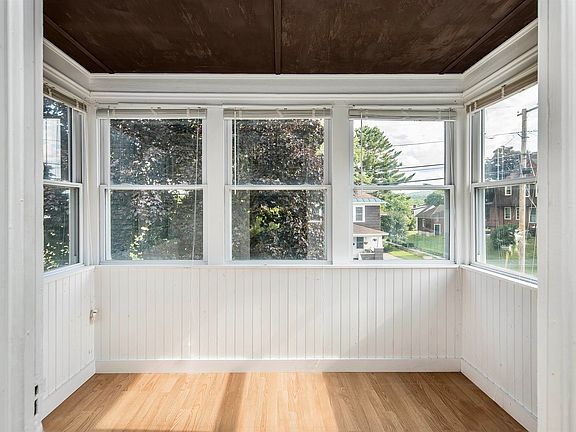 4th image of 209 State Street Unit 2