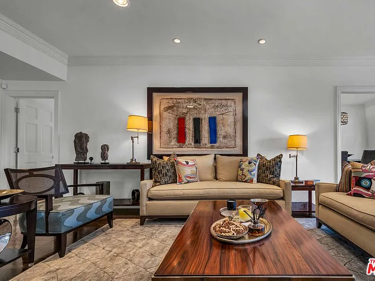 11745 Montana Ave #301 — Photo 9