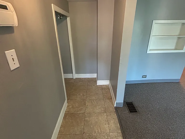 821 Forest Ave #1 — Photo 2