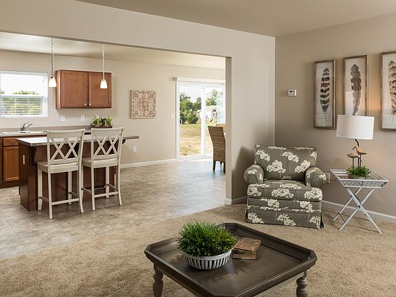 4th image of 350 Wagonwheel Ct NE