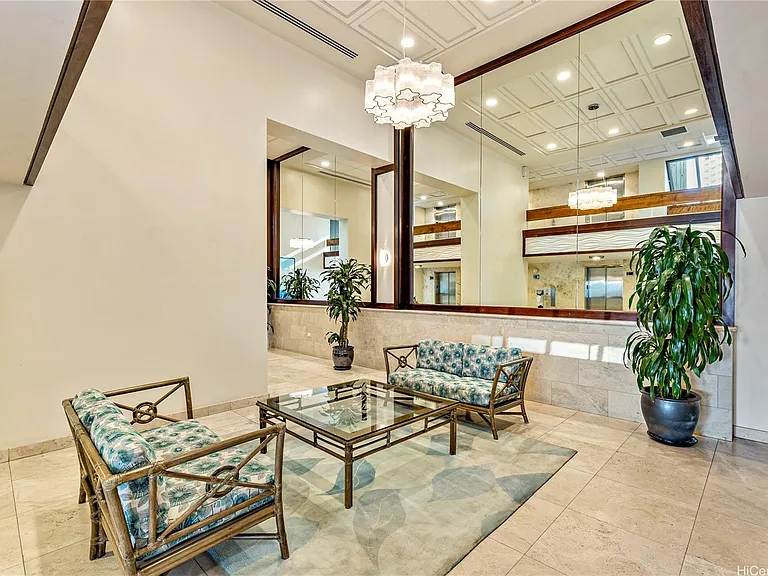 1650 Ala Moana Blvd #503 — Photo 9