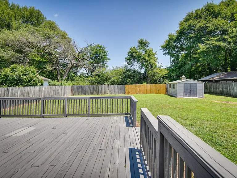 216 Matt Ln — Photo 25