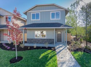 120 NW 30th St, Redmond, OR 97756