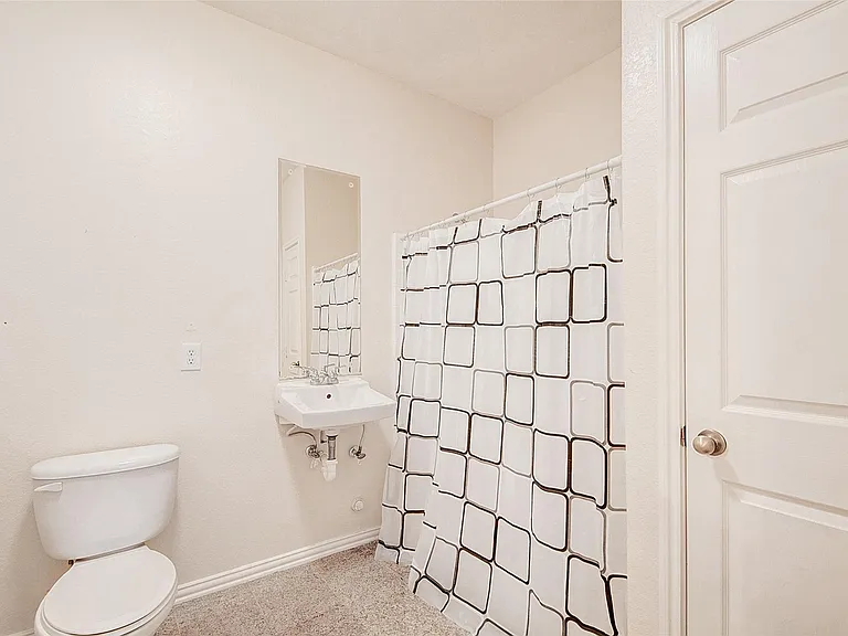 9400 Bellaire Blvd #202 — Photo 20