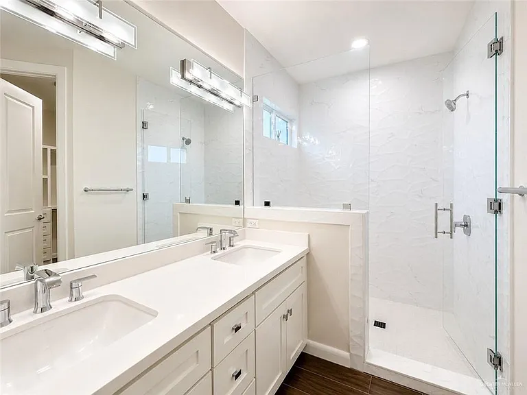 2507 Zinnia St — Photo 15