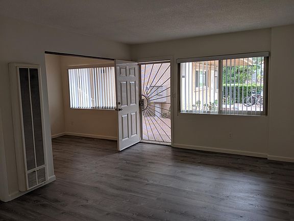 4th image of 5258 La Jolla Mesa Dr