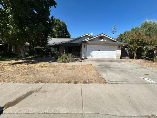 101 Manzanita Dr, Atwater, CA 95301