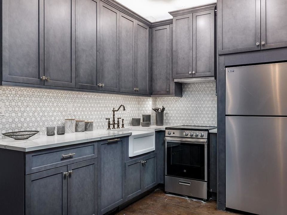 1st image of 187 Kent Ave #733