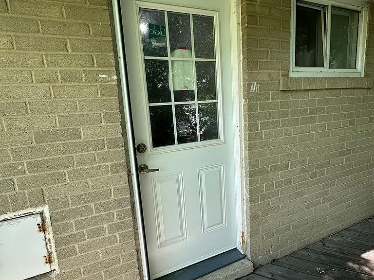 19 Benstrow Ave — Photo 3