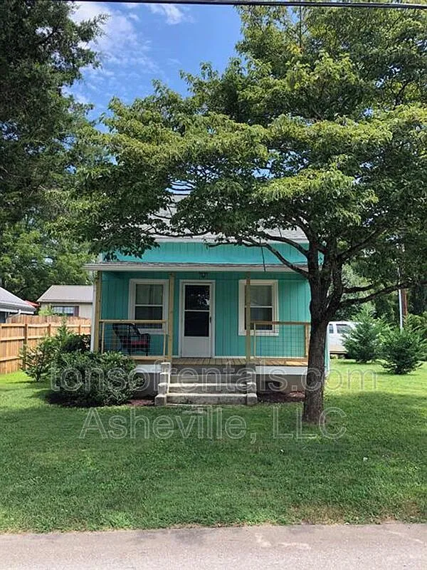 1 bed, 1.0 bath, 780 sqft, $1,650 — Photo 1