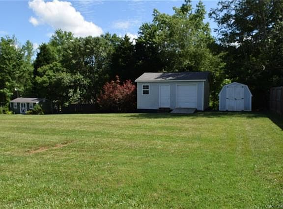 5th image of 114 Cypress Dr