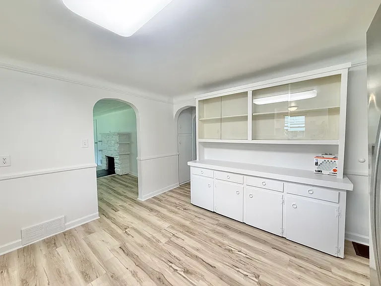 2020 W Hurd Rd — Photo 9