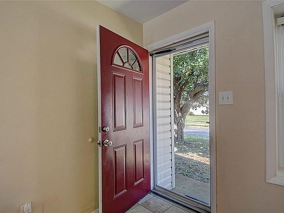 4th image of 8412 Millard St