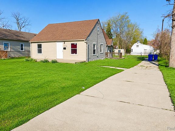 2nd image of 24100 Berry Ave