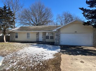 1330 S Fort Ave, Springfield, MO 65807