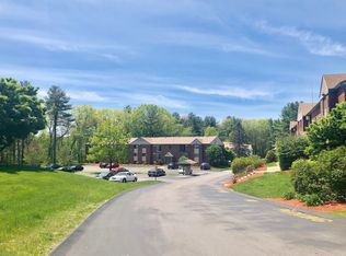 121 English Village Rd APT 202, Manchester, NH 03102