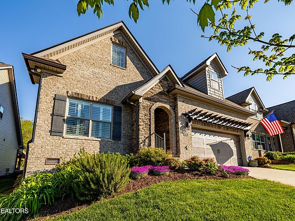 2nd image of 10117 Songbird Ln