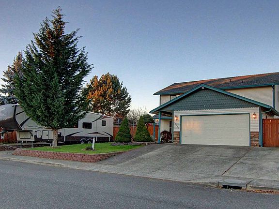 2nd image of 14304 NE 70th St