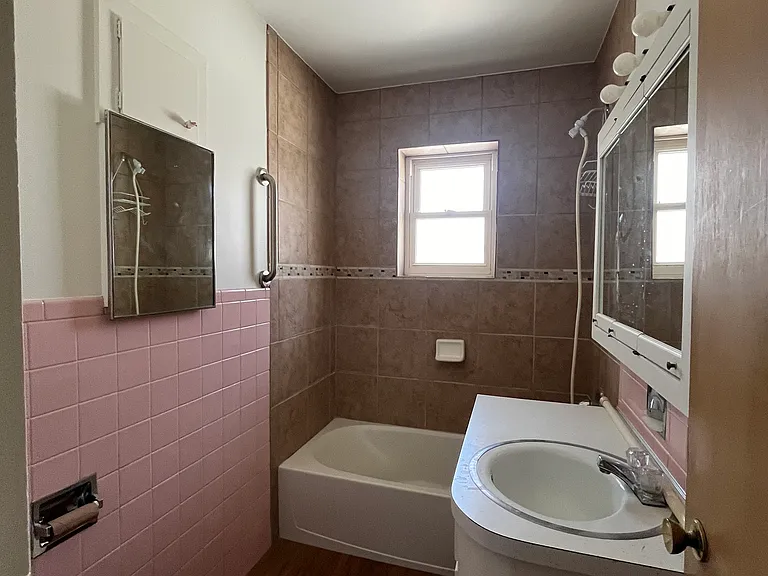 259 S 10th Ave #1 — Photo 7