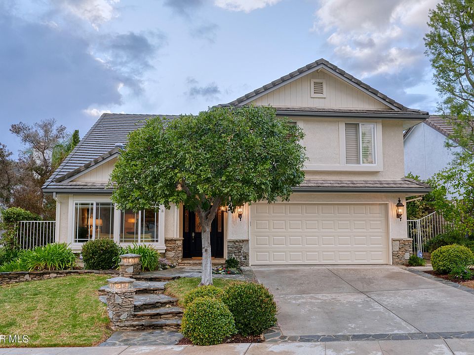 1st image of 387 Southridge Dr