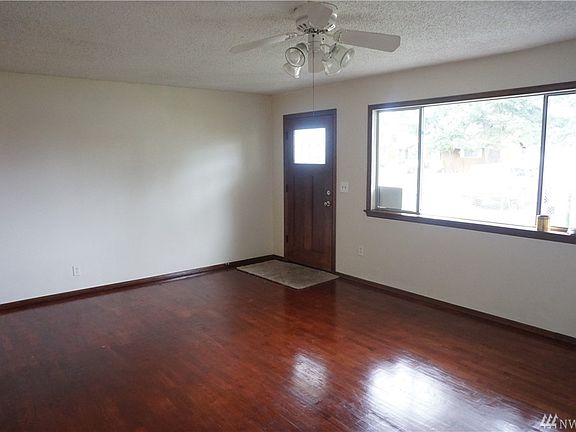2nd image of 816 137th St S