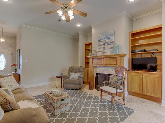 5th image of 205 Burlington Ave