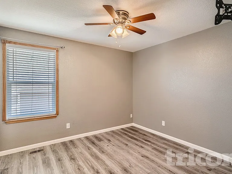 20430 E Bellewood Pl — Photo 9