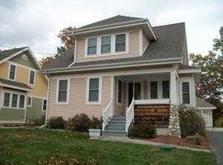 201 Wollaston St, Springfield, MA 01119