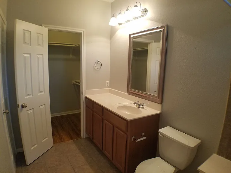 2502 Allred Dr — Photo 20