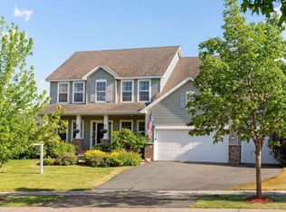 9465 Glacier Rd, Saint Bonifacius, MN 55375