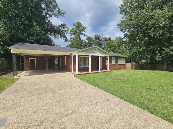 1211 Southdown Pkwy, Columbus, MS 39701