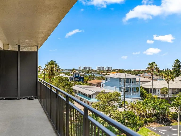 7650 Bayshore Dr #401 — Photo 43