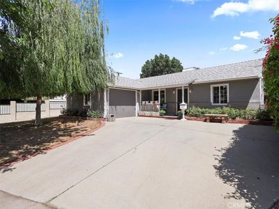 17405 Wyandotte St, Van Nuys, CA, 91406