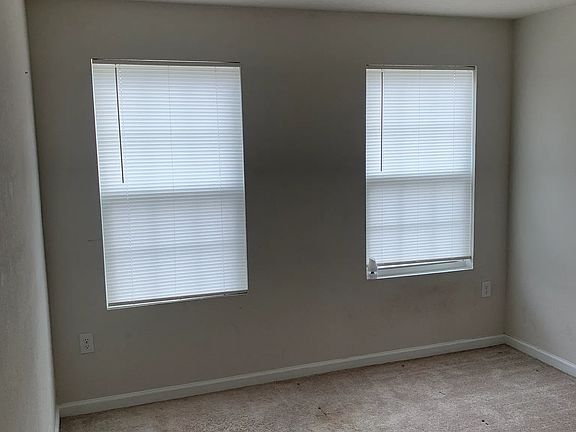 5th image of 5957 Creekside Crossing Dr