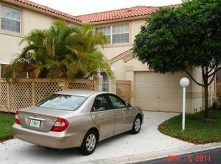 11015 Neptune Dr, Cooper City, FL 33026