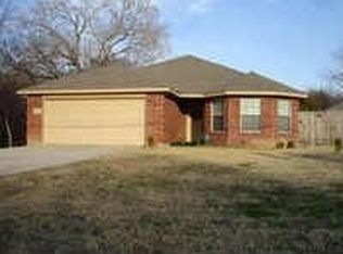 1428 SE 14th St, Grand Prairie, TX 75051