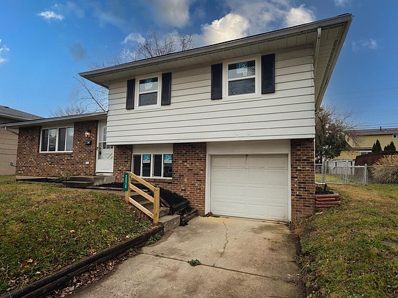 3rd image of 3570 W Carthage Ct