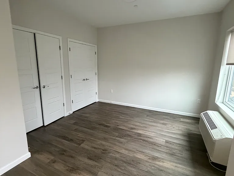 315 Lake St #402 — Photo 5