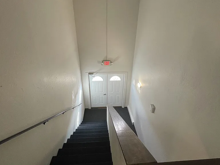 1309 E Sylvan Cir #6 — Photo 13
