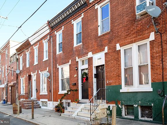 2nd image of 1309 S Carlisle St