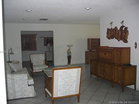 5th image of 3545 Amalfi Dr