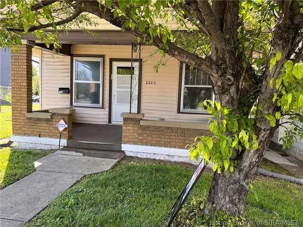 2243 Charlestown Road, New Albany, IN 47150