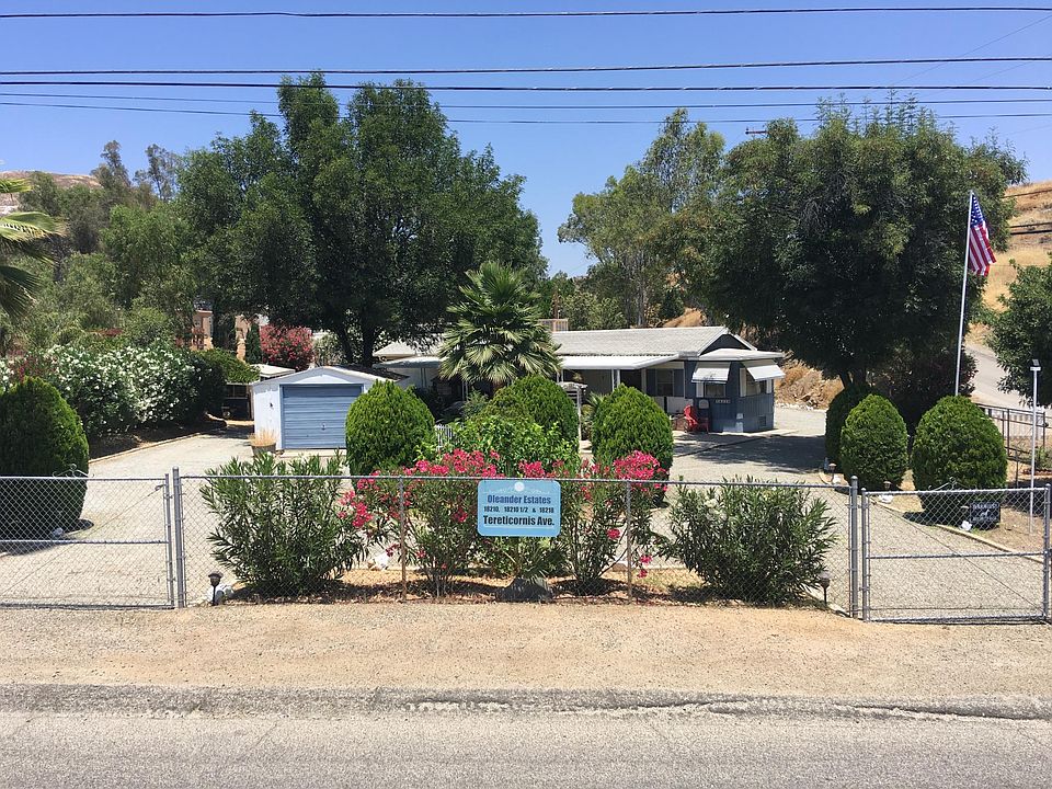 South Entrance to "Oleander Estates". (Subject rental is not in view.)