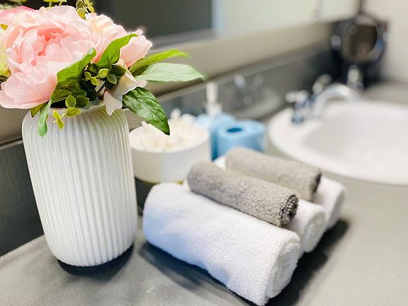 4th image of 18400 San Fernando Mission Blvd