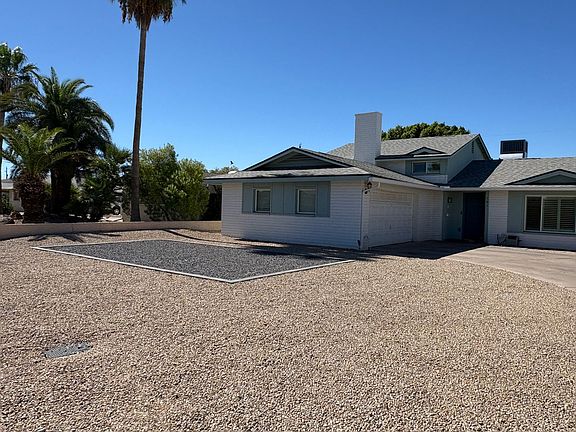2nd image of 121 E Santa Cruz Dr