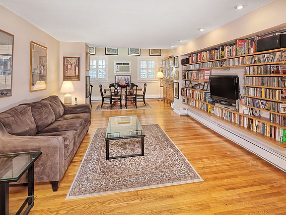 Owner Duplex - Living Room