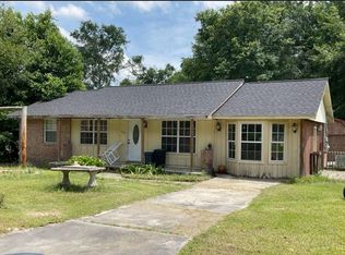 805 Woodward St, Waycross, GA 31501