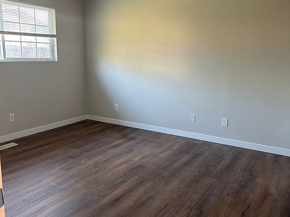 3rd image of 2217 W 12th Ave #B